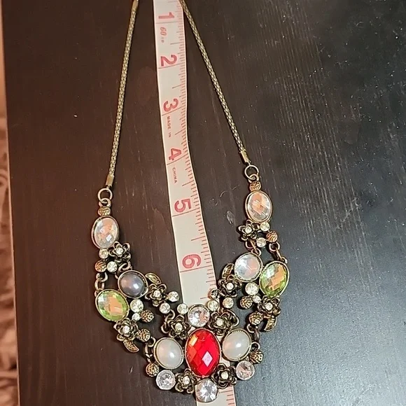 Multicolored statement necklace - Picture 4 of 5